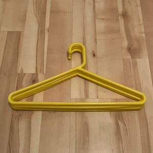 5 Hangers
